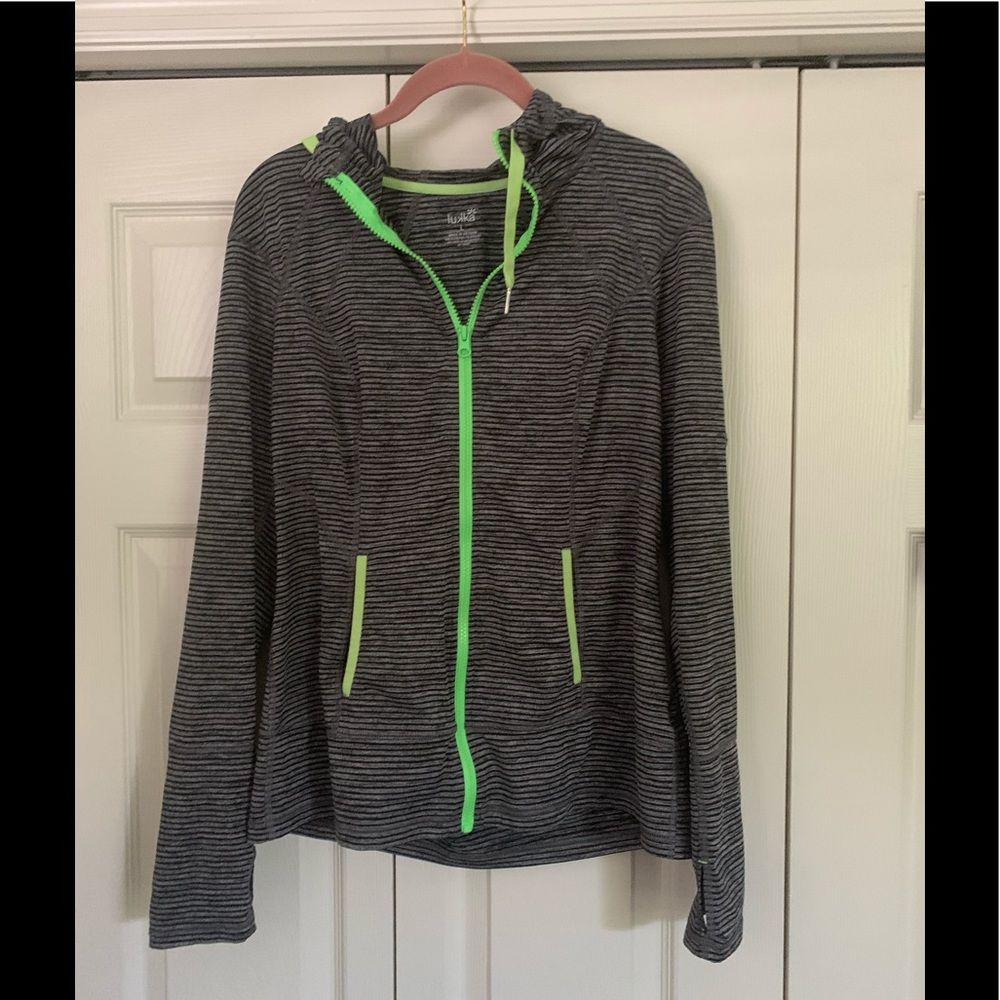 Lukka front zip long sleeve hoodie. Size L
